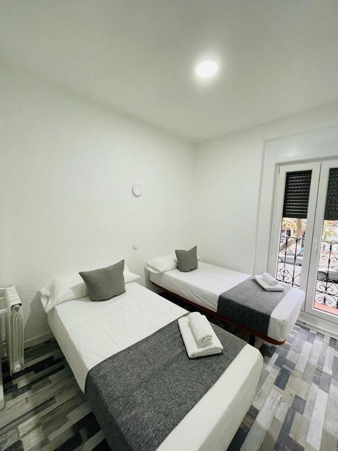 Hostal Noche Y Dia Madrid Exterior photo